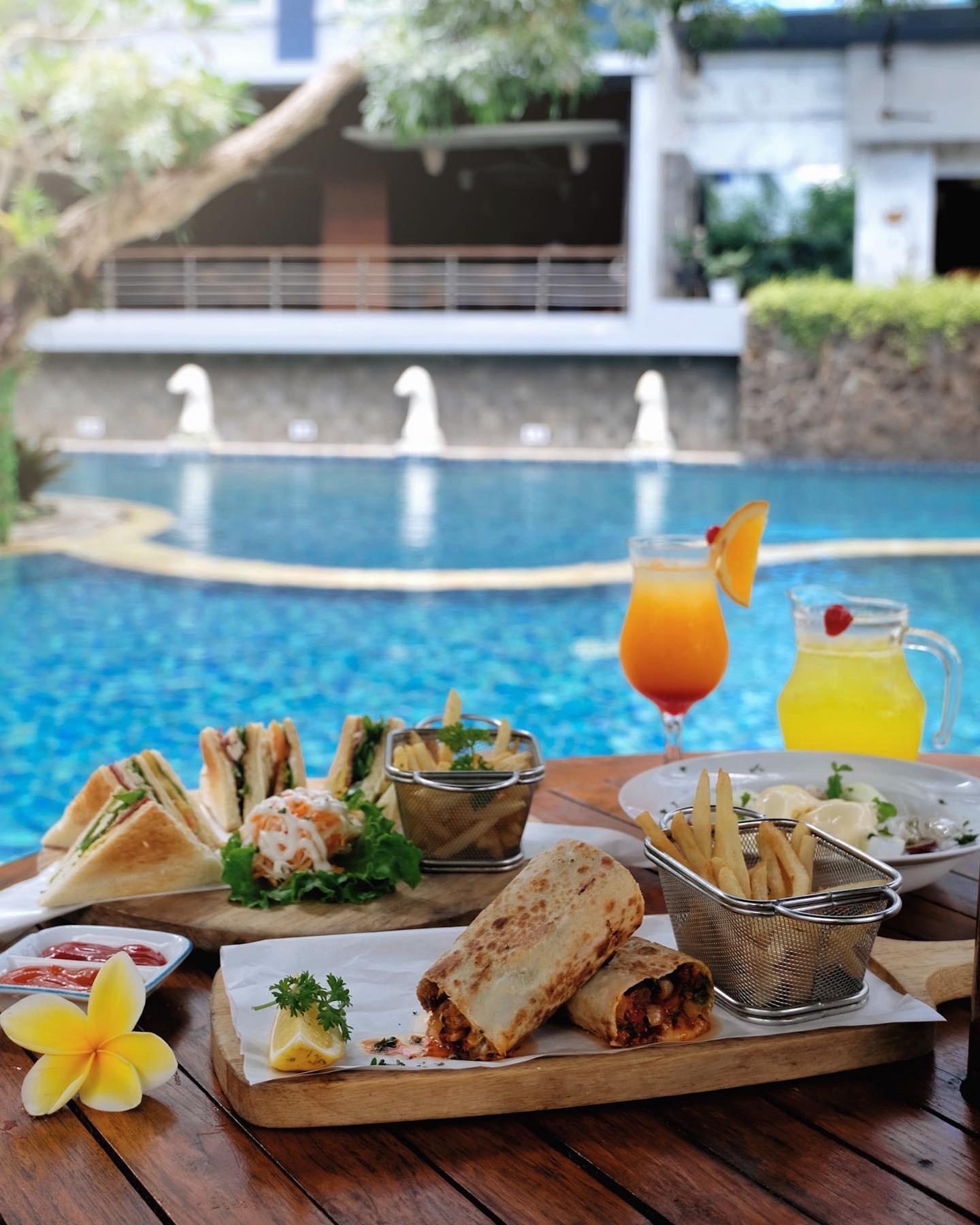 Blue Sky Hotel Balikpapan Exterior foto