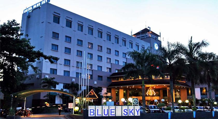 Blue Sky Hotel Balikpapan Exterior foto